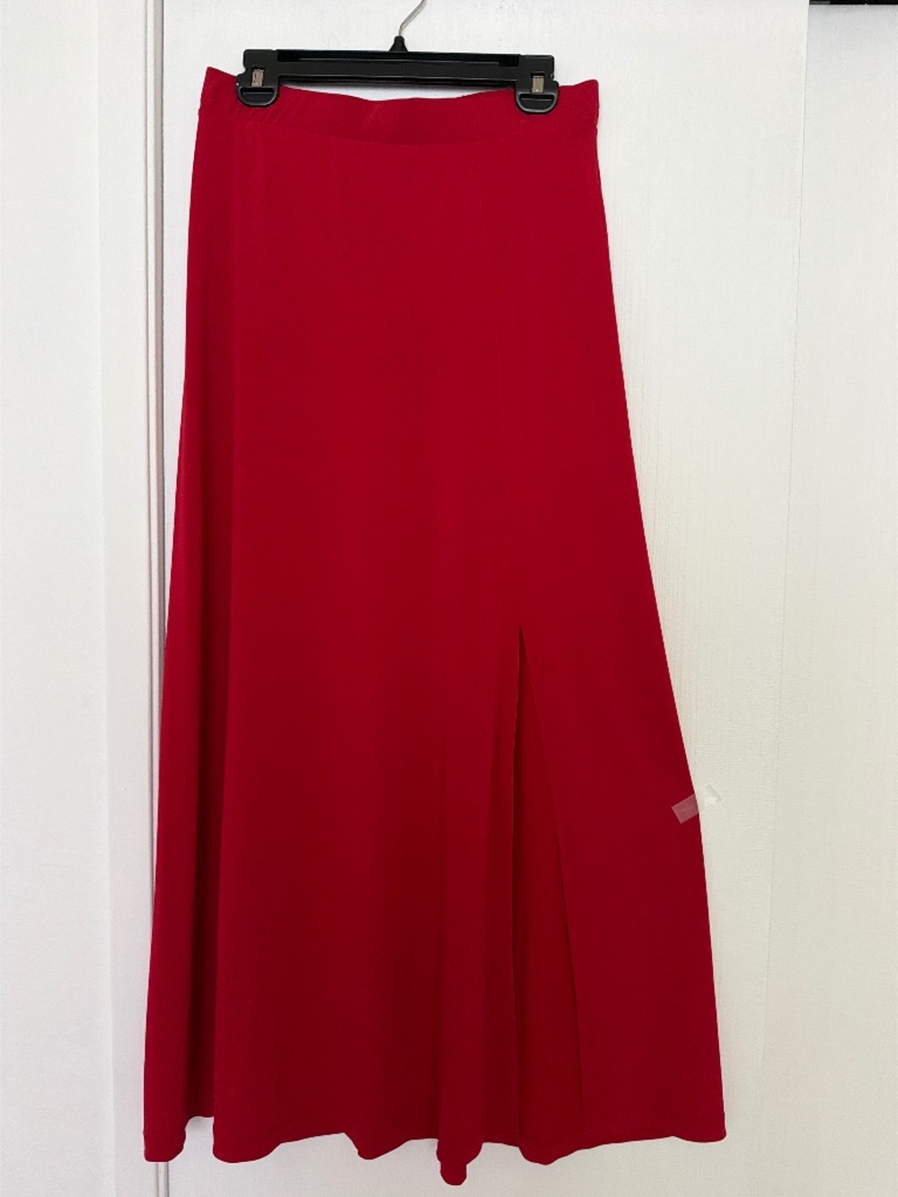 New York & Company Red Maxi Skirt – Size Medium – NWT